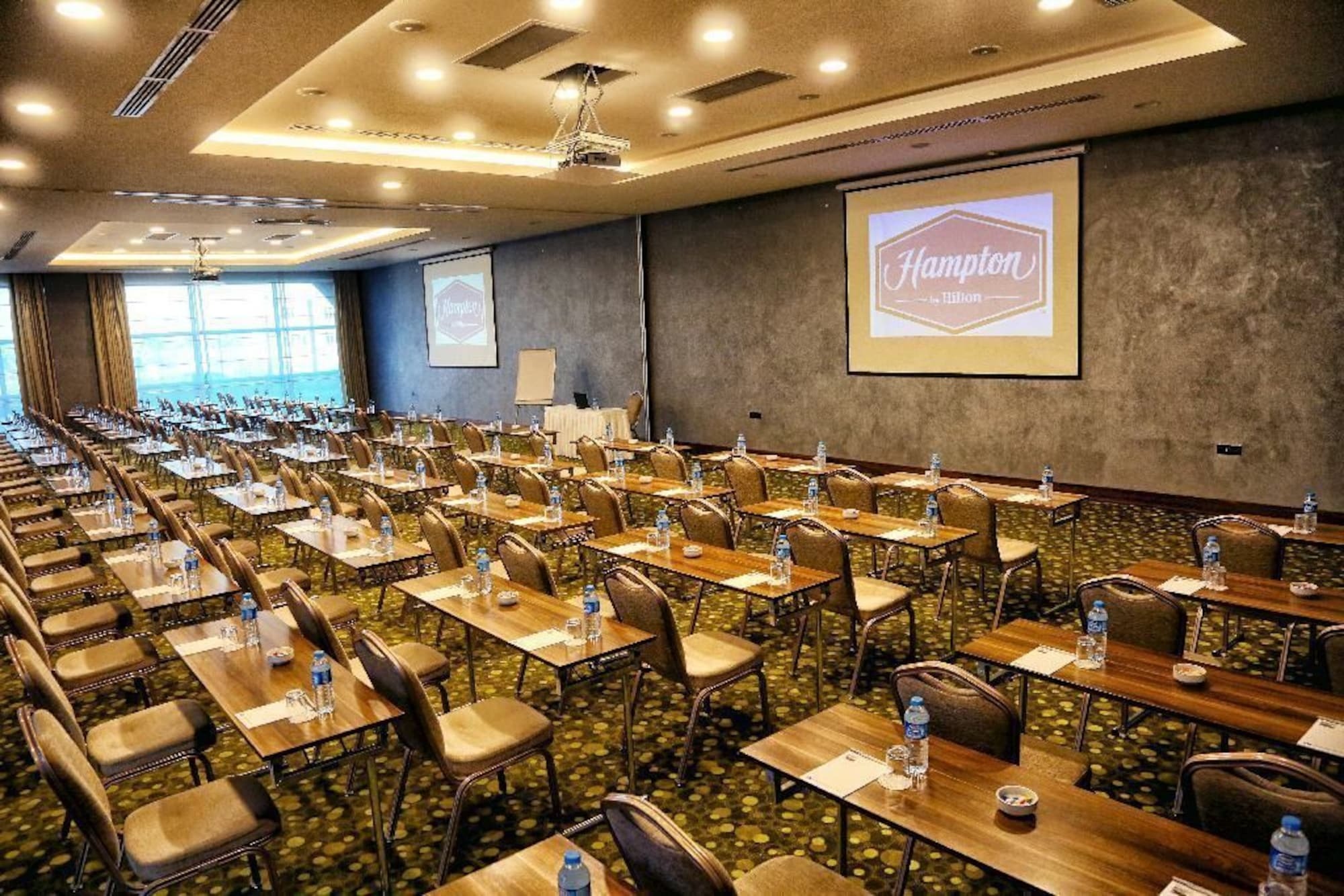 Hampton By Hilton Samsun Hotel Екстериор снимка
